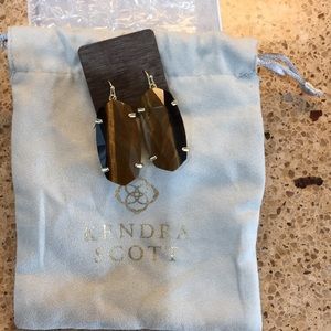 Kendra Scott Danielle Earrings